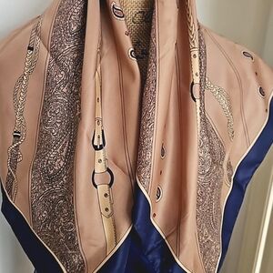 Vintage Scarf, 30" x 30"